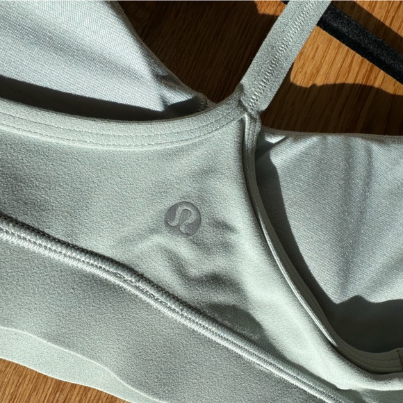 Lululemon flow y bra jade grey size 6 - Picture 5 of 7